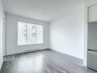 215-15825 85 Avenue - 3