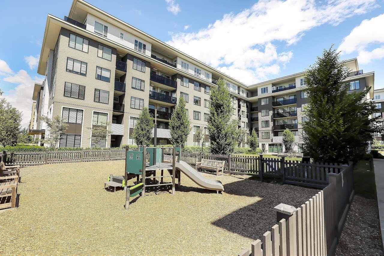 215-15825 85 Avenue, Surrey, BC, V4N 6W9 - 21