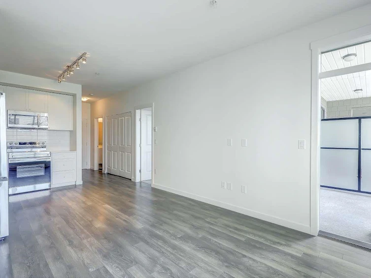 215-15825 85 Avenue, Surrey, BC, V4N 6W9 - 6