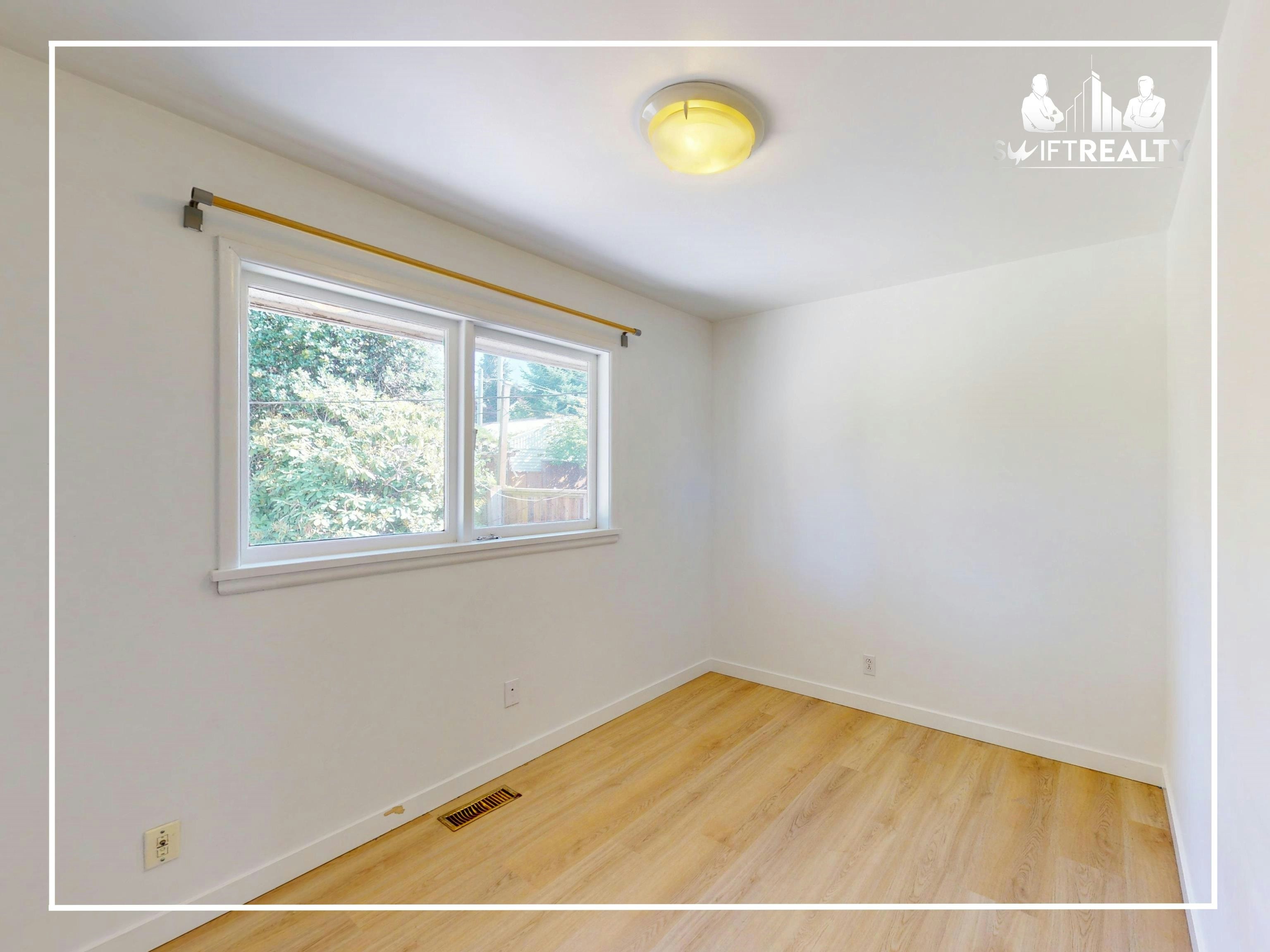 Upper Level-234 W 23rd Street, North Vancouver, BC, V7M 2B3 - 10