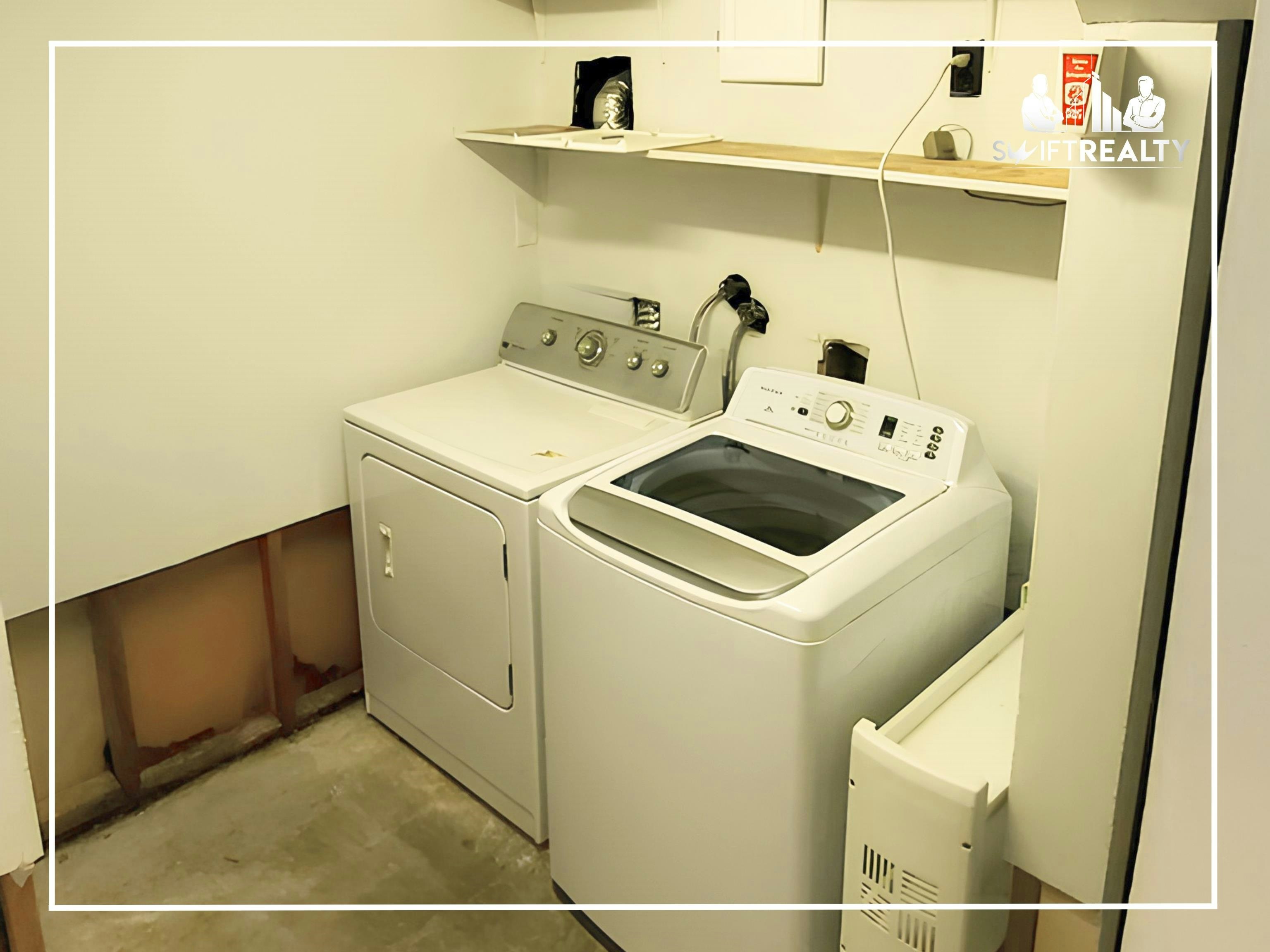 Upper Level-234 W 23rd Street, North Vancouver, BC, V7M 2B3 - 13