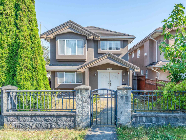 7698 14th Avenue, Burnaby, BC, V3N 2A6