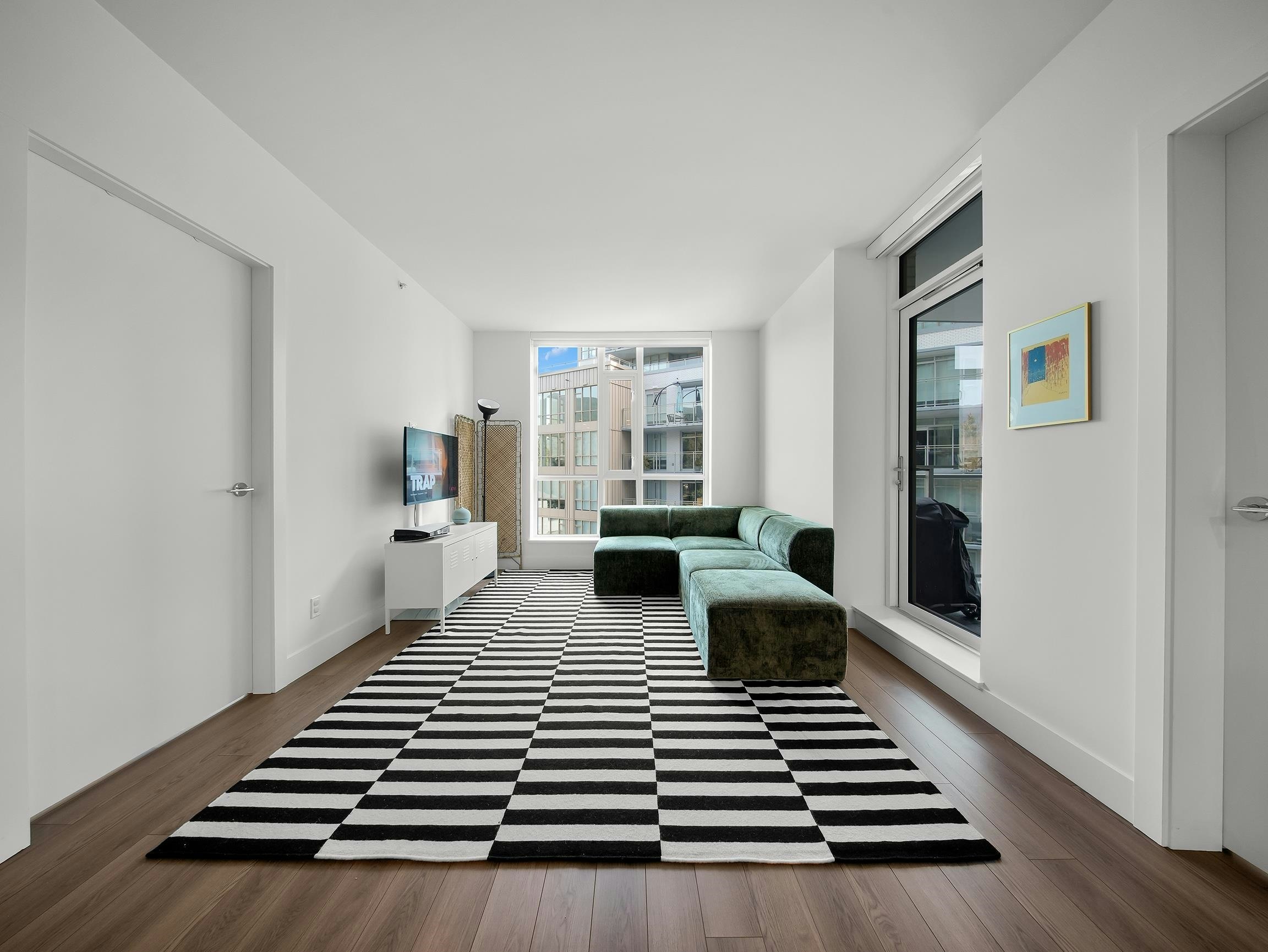 404-2375 Emery Court - 2