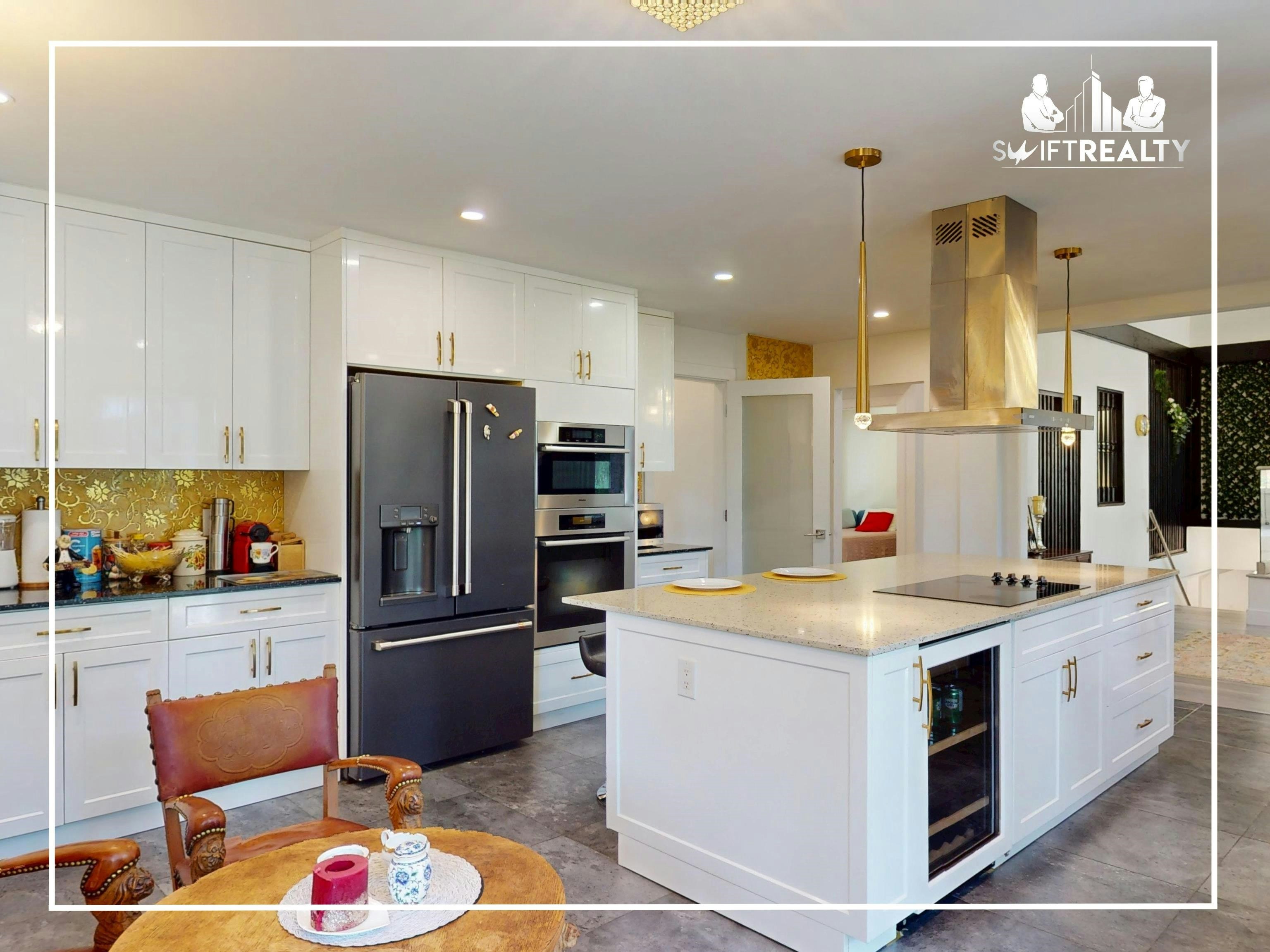 4621 Caulfeild Avenue, West Vancouver, BC, V7W 1E9 - 10