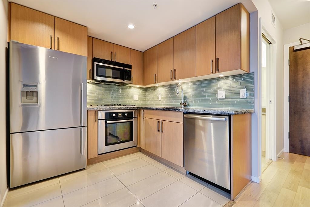 709-1887 Crowe Street, Vancouver, BC, V5Y 0B4 - 7