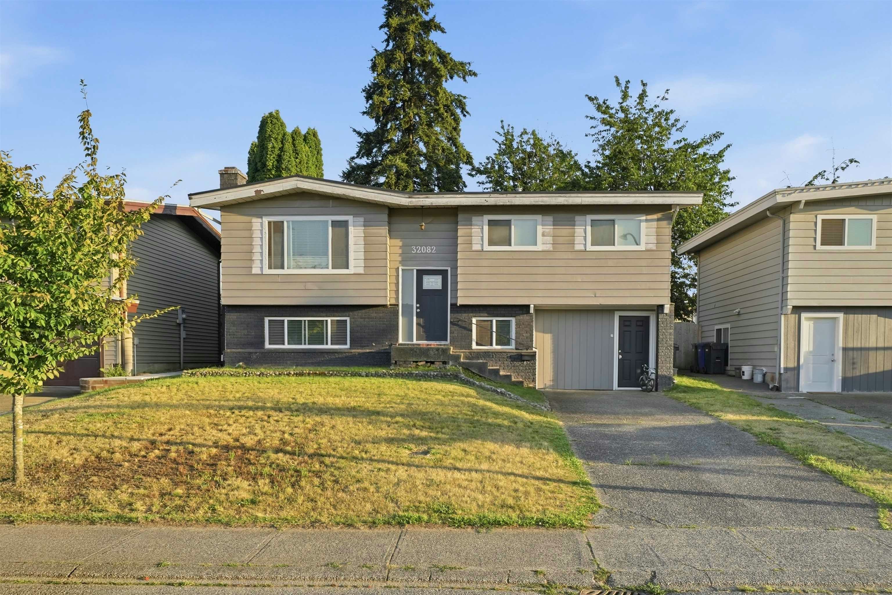 32082 Austin Avenue, Abbotsford, BC, V2T 4P3