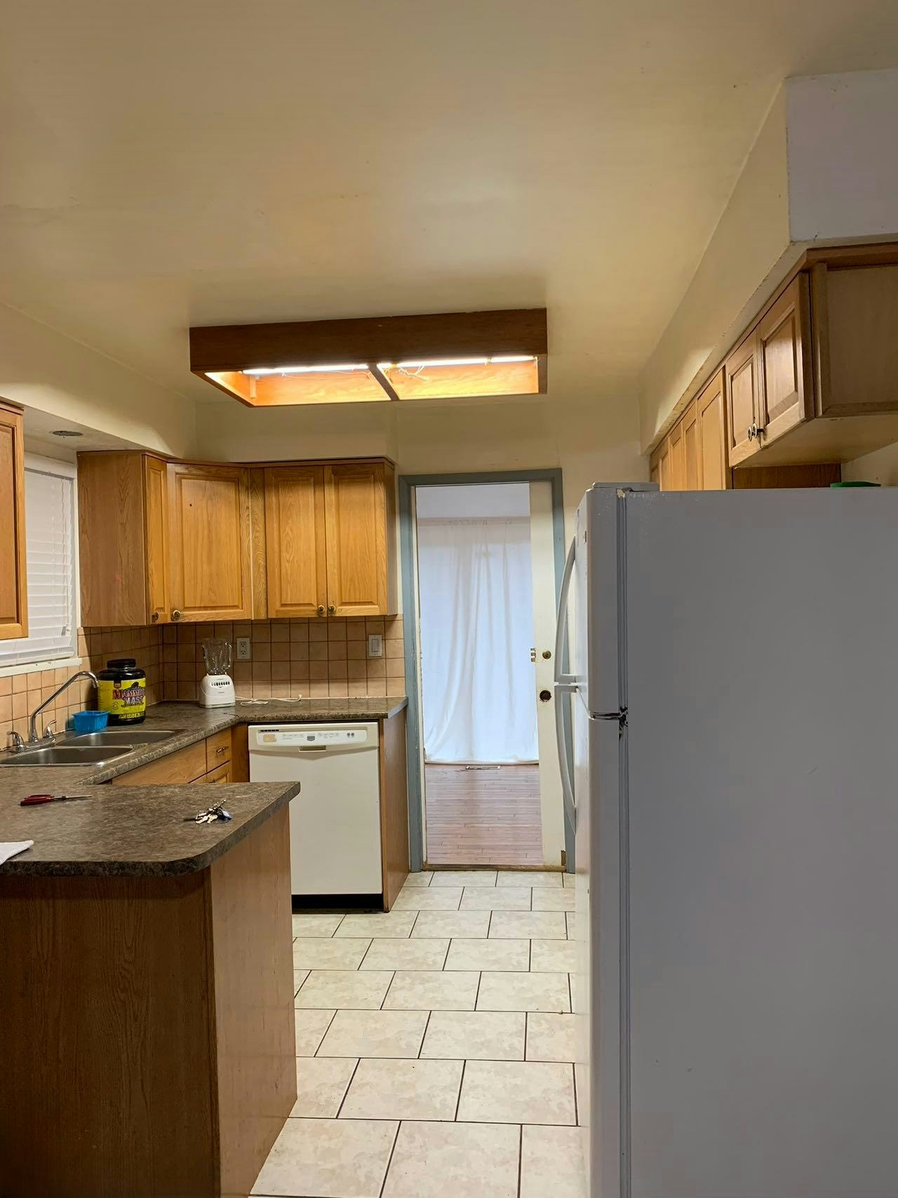 10000 132a Street, Surrey, BC, V3T 3X6 - 2