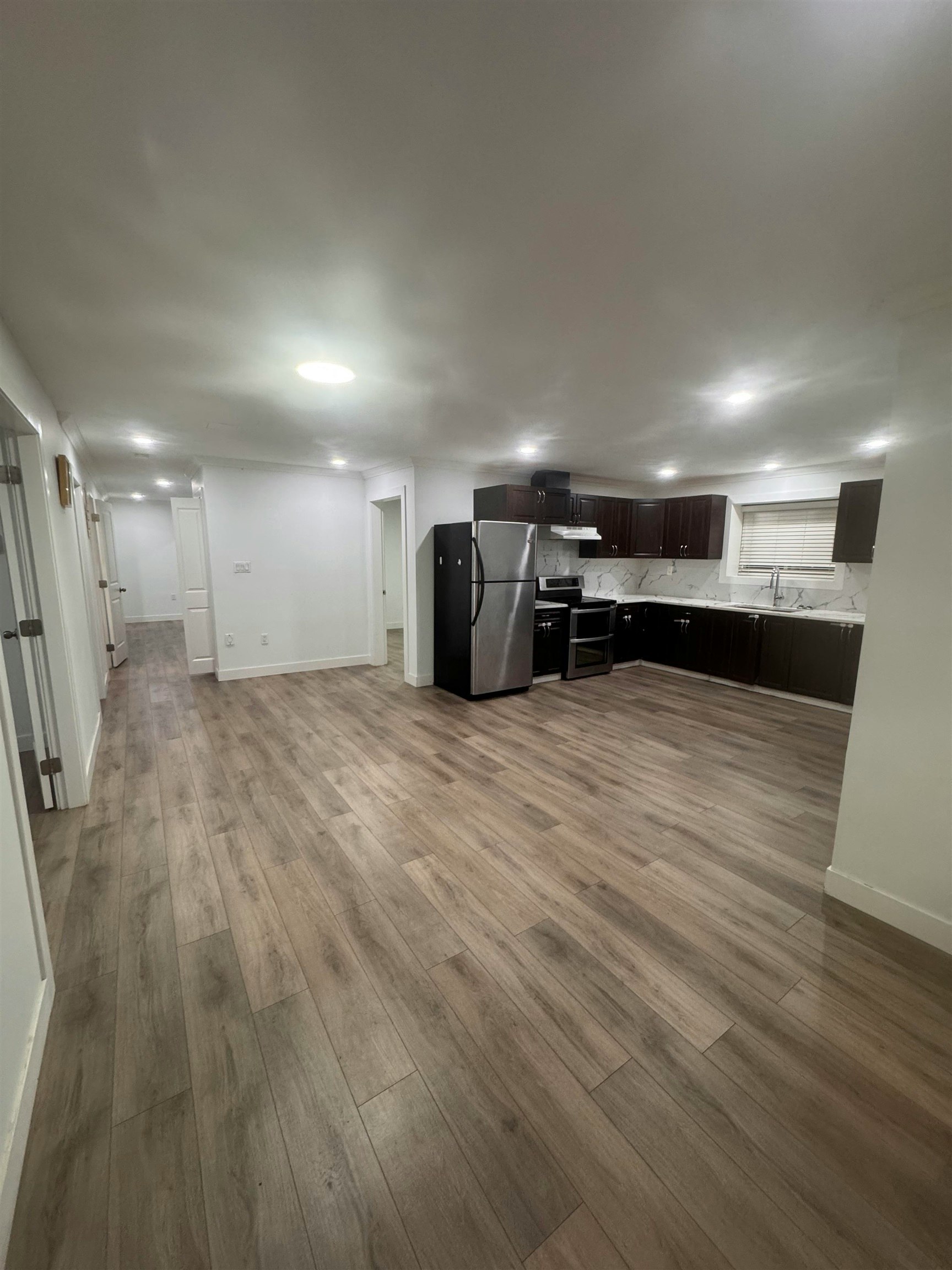 3-9361 164a Street, Surrey, BC, V4N 5S3 - 2