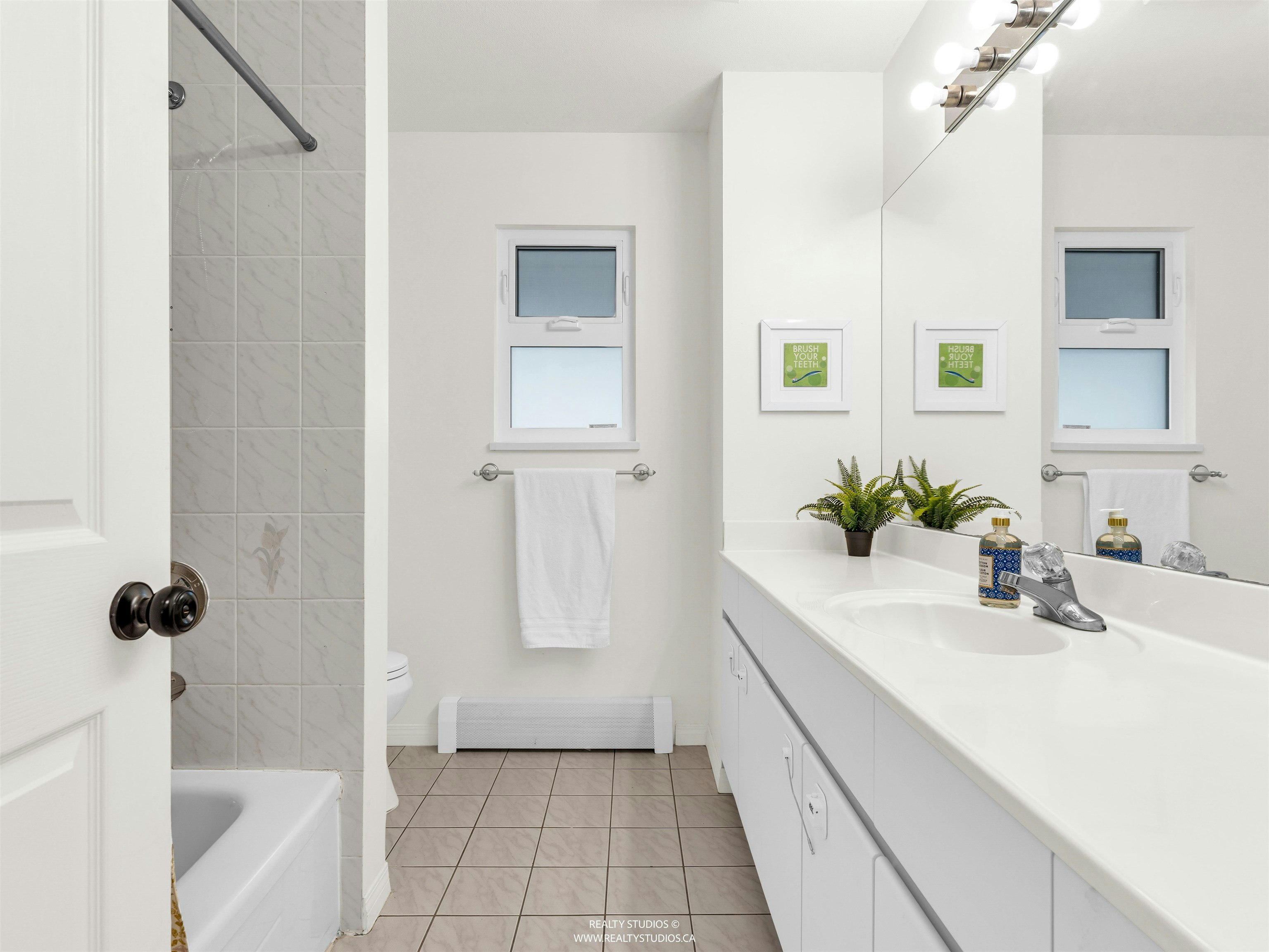 4588 James Street, Vancouver, BC, V5V 3J3 - 27