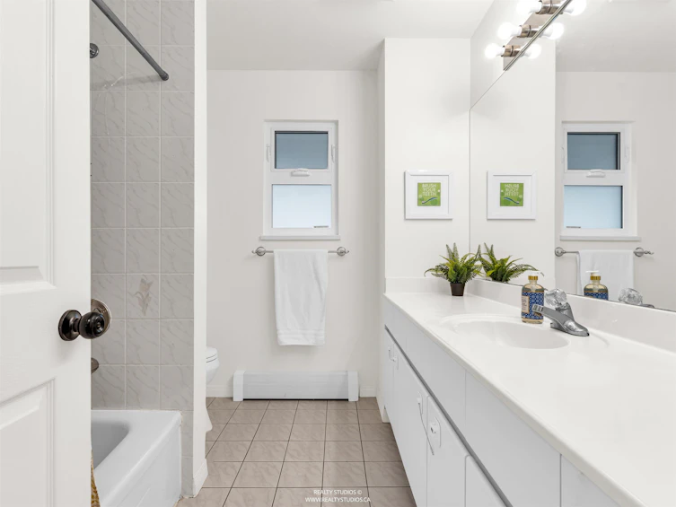 4588 James Street, Vancouver, BC, V5V 3J3 - 27