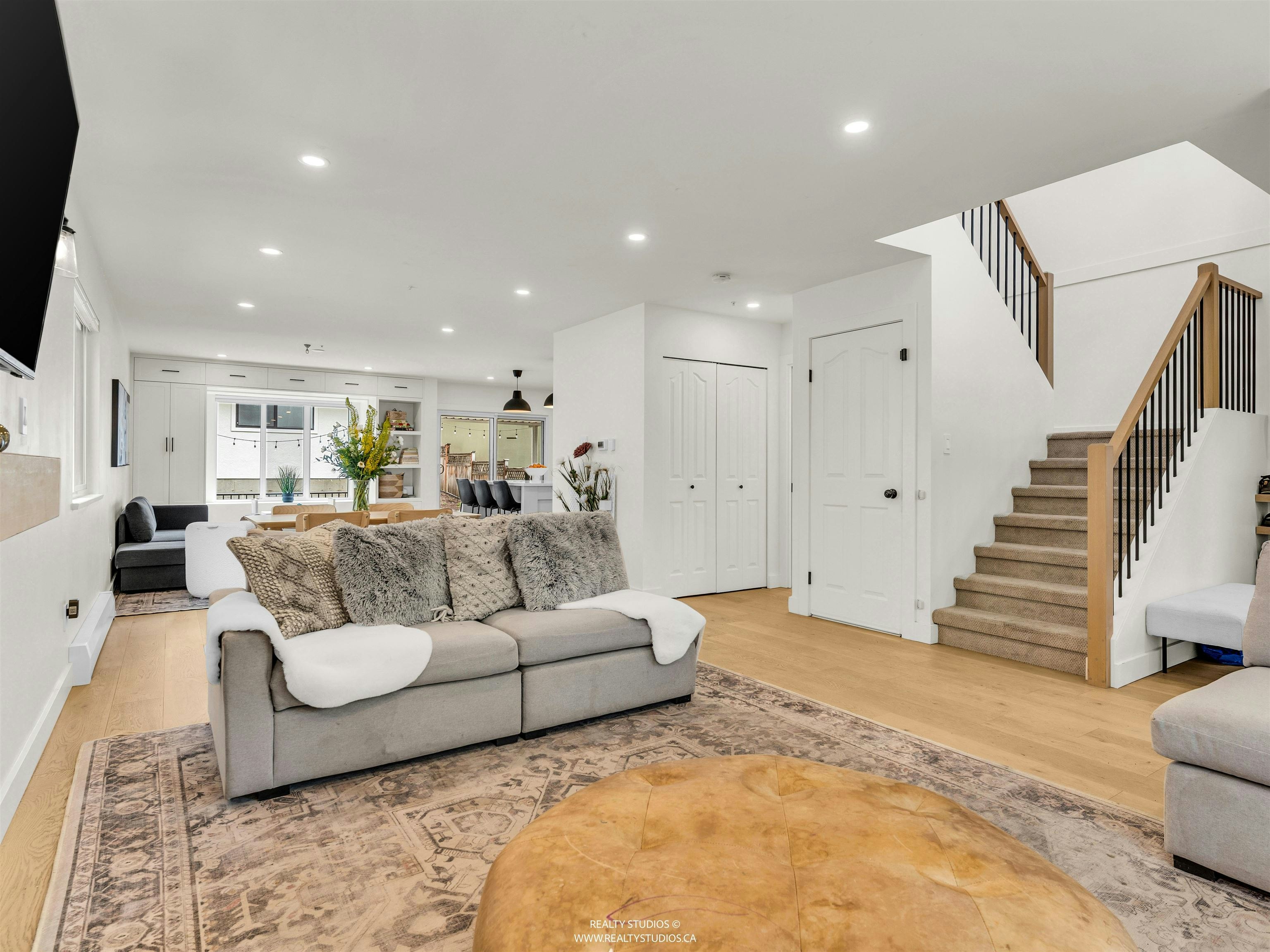 4588 James Street, Vancouver, BC, V5V 3J3 - 16