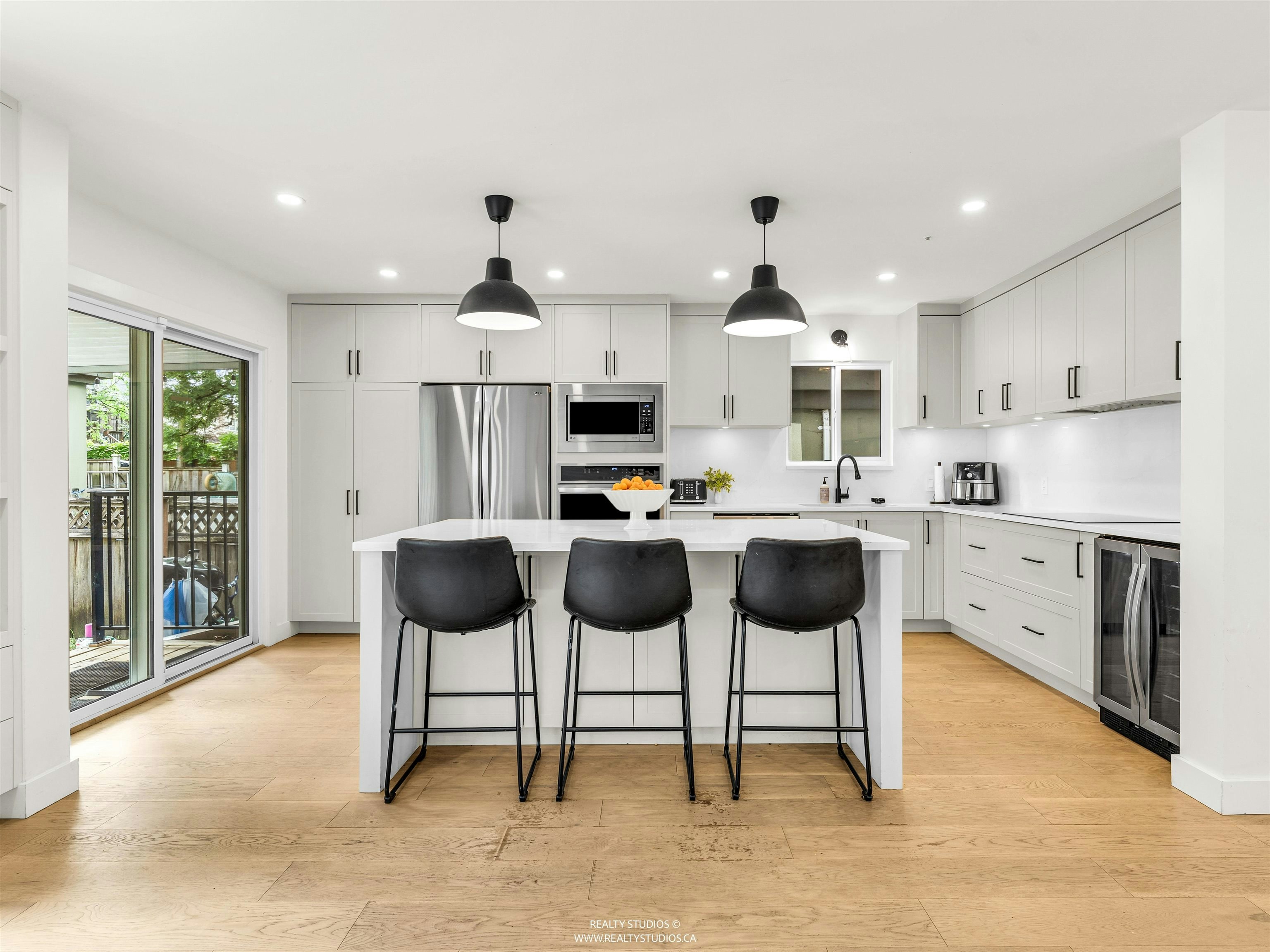 4588 James Street, Vancouver, BC, V5V 3J3 - 10