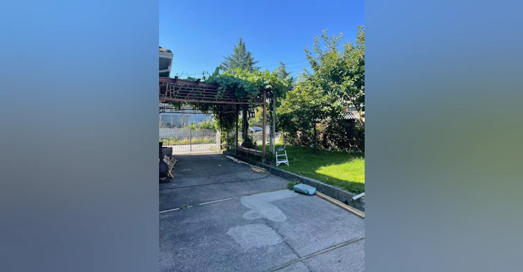 1000 Cliff Avenue, Burnaby, BC, V5A 2J9 - 11