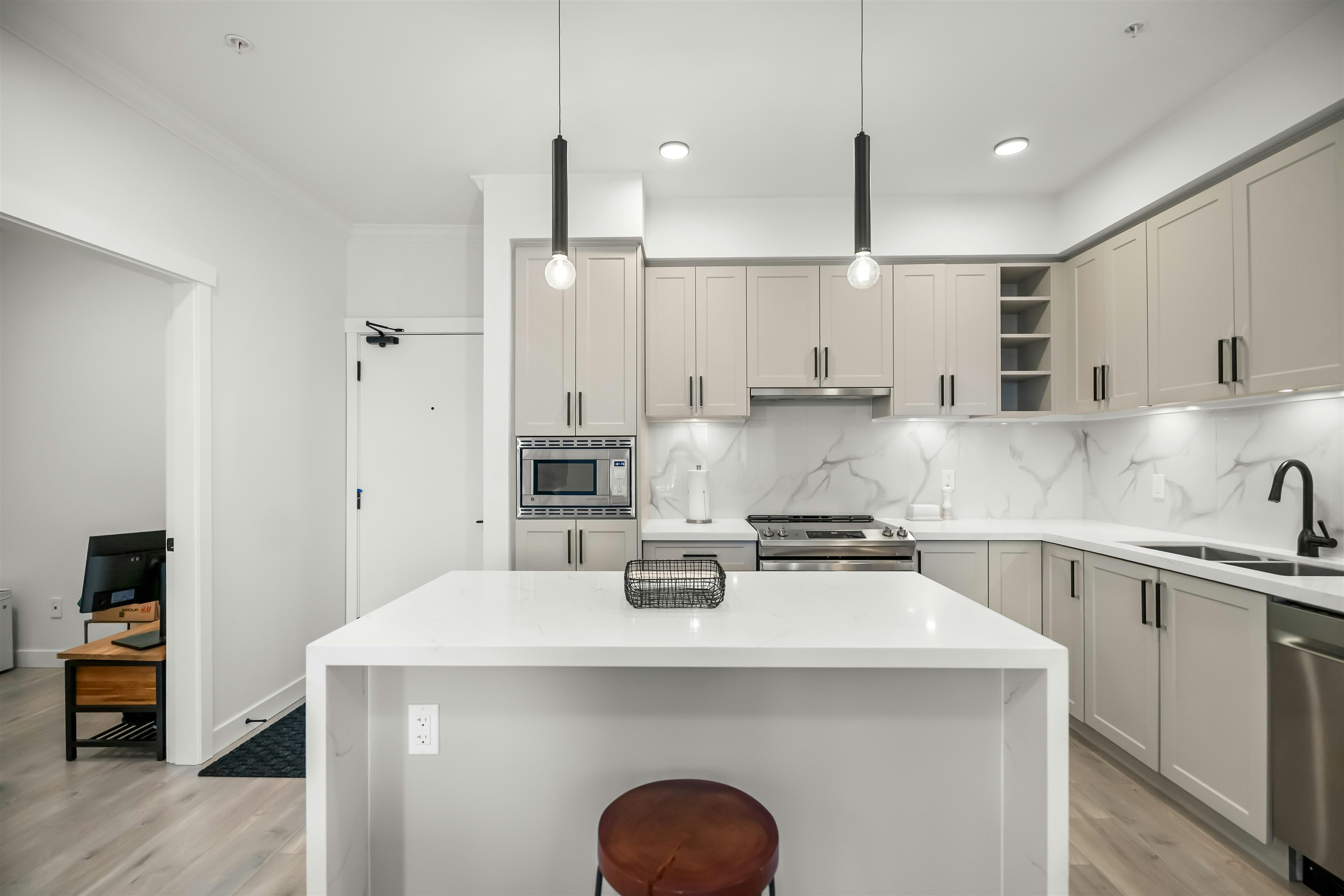 306-12109 223 Street, Maple Ridge, BC, V2X 5Y6 - 3