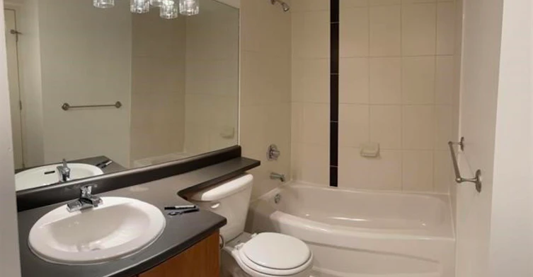 21F-3663 Crowley Drive, Vancouver, BC, V5R 6H4 - 10