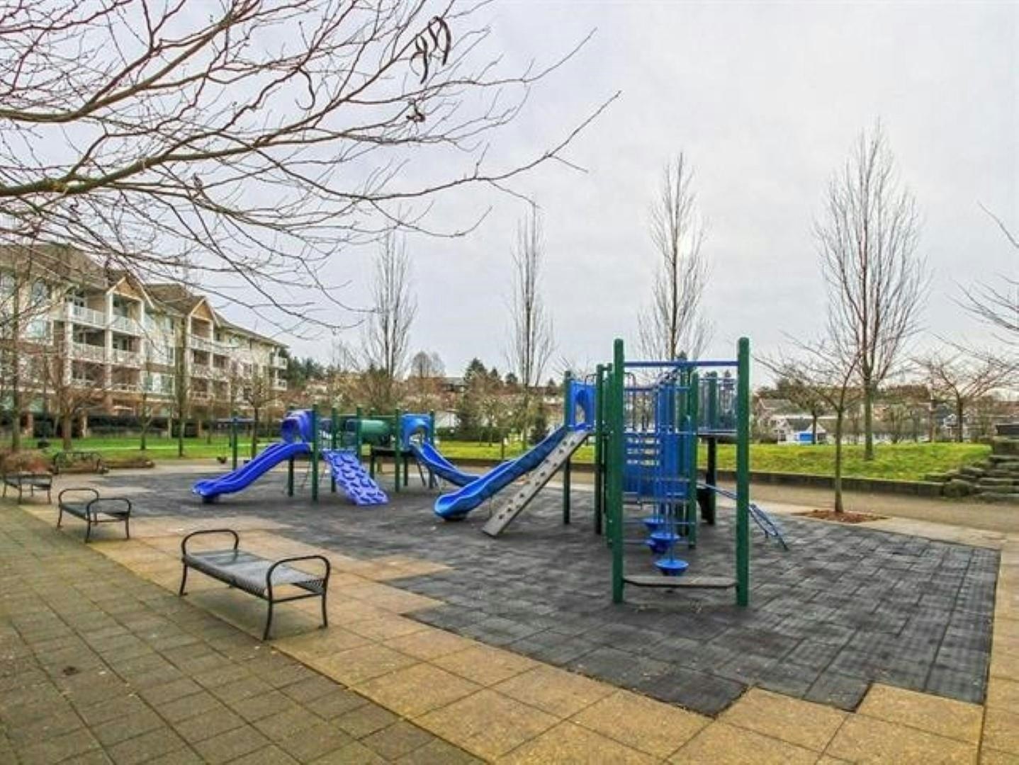 21F-3663 Crowley Drive, Vancouver, BC, V5R 6H4 - 16