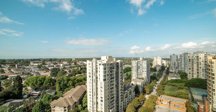 21F-3663 Crowley Drive, Vancouver, BC, V5R 6H4 - 12