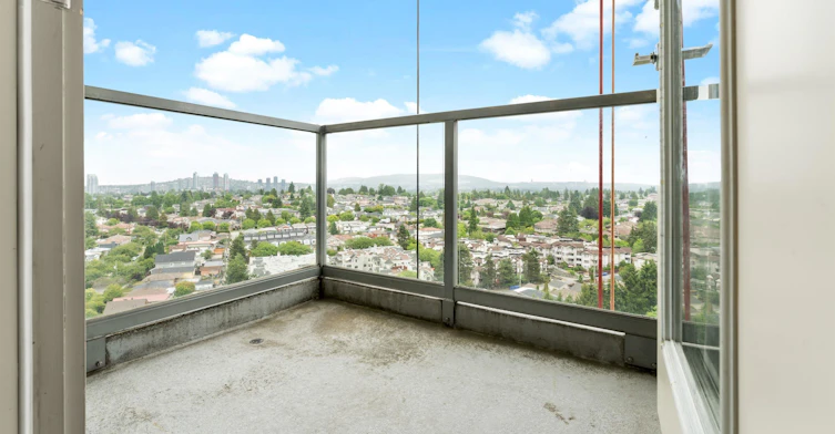 21F-3663 Crowley Drive, Vancouver, BC, V5R 6H4 - 11