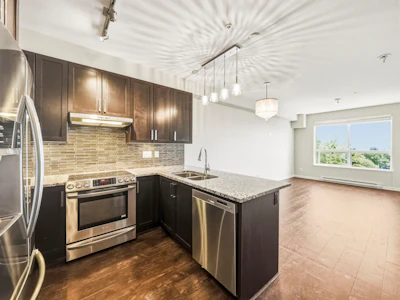 319-6480 194 Street - 3