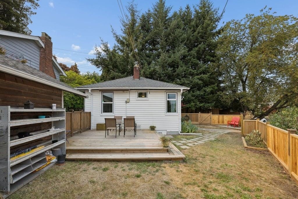 432 E Eighth Avenue, New Westminster, BC, V3L 4L1 - 8