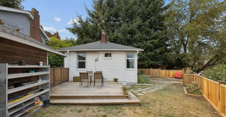 432 E Eighth Avenue, New Westminster, BC, V3L 4L1 - 8