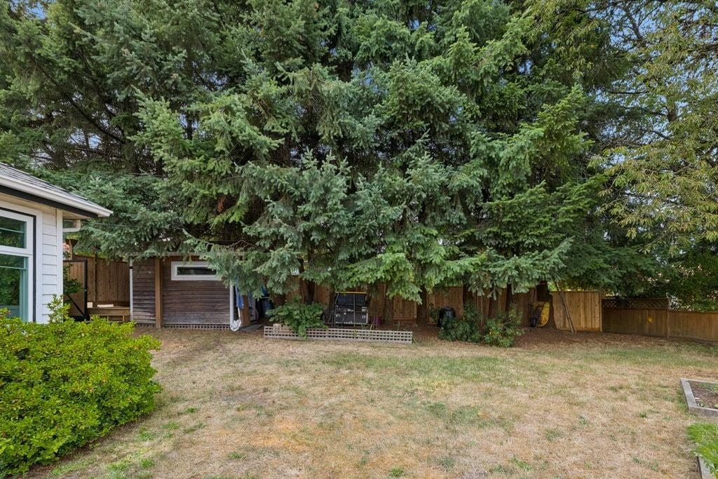 432 E Eighth Avenue, New Westminster, BC, V3L 4L1 - 4