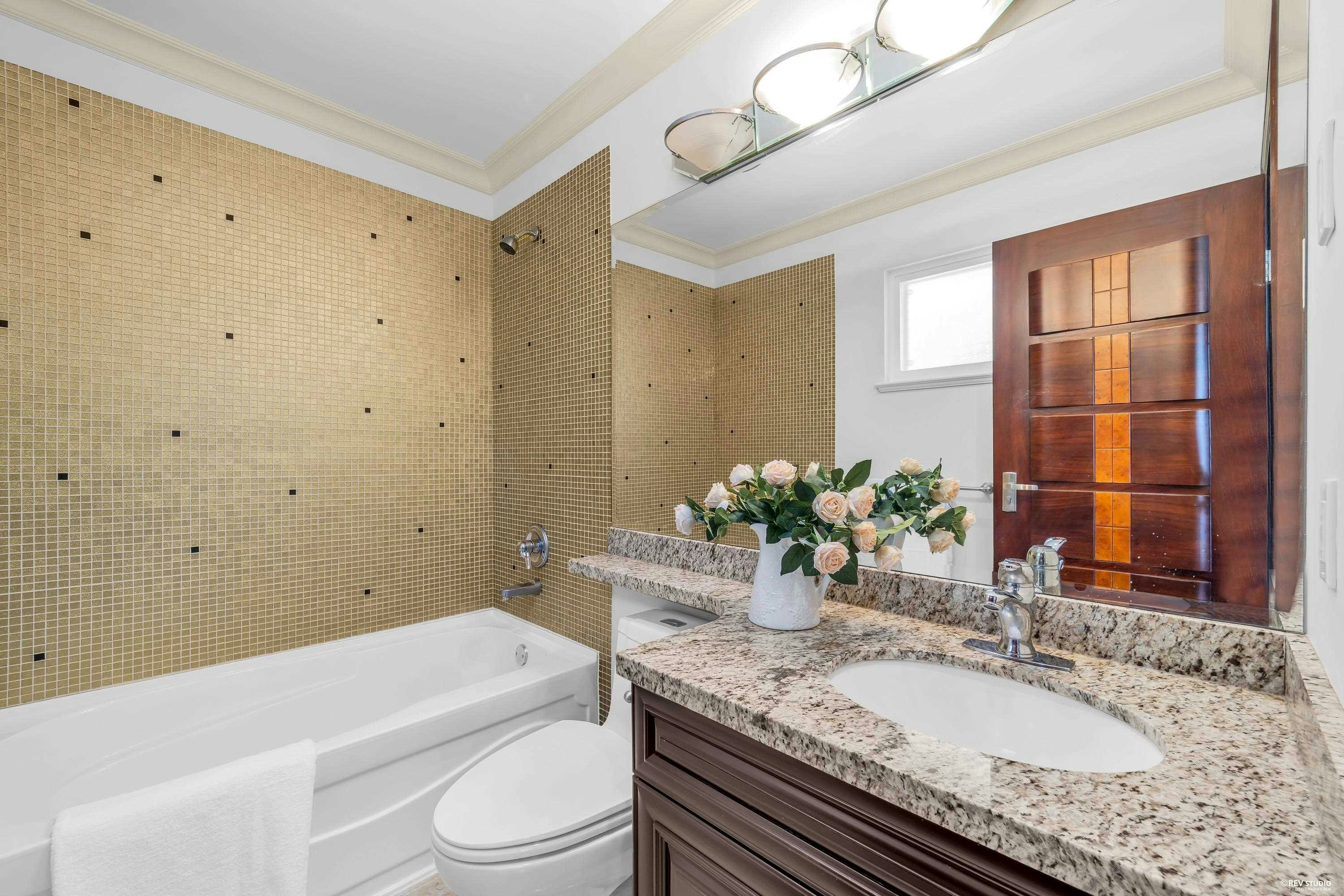 7353 Union Street, Burnaby, BC, V5A 1J1 - 25