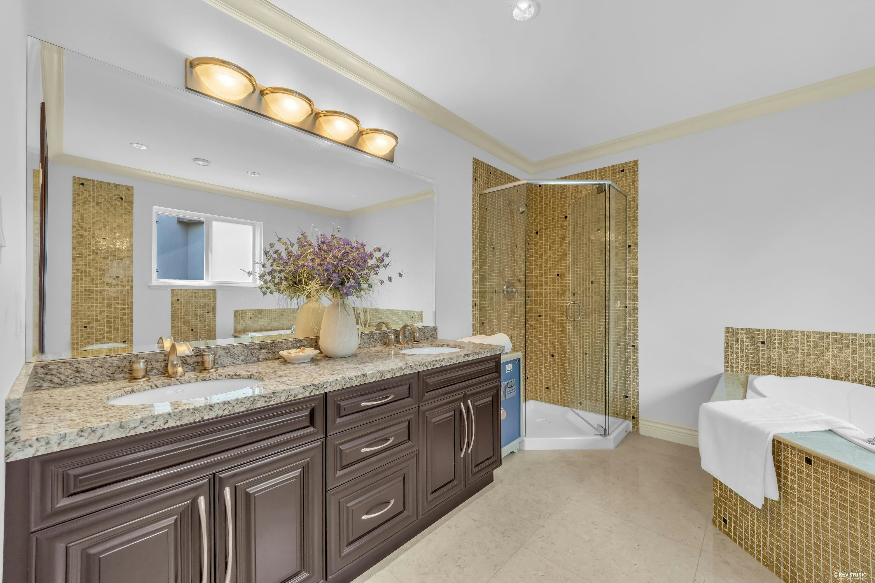 7353 Union Street, Burnaby, BC, V5A 1J1 - 21