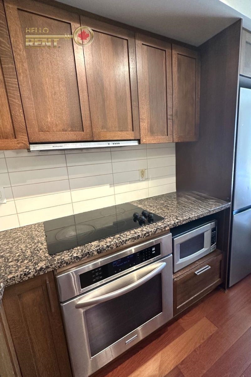 312-2268 W Broadway Avenue, Vancouver, BC, V6K 0B1 - 10