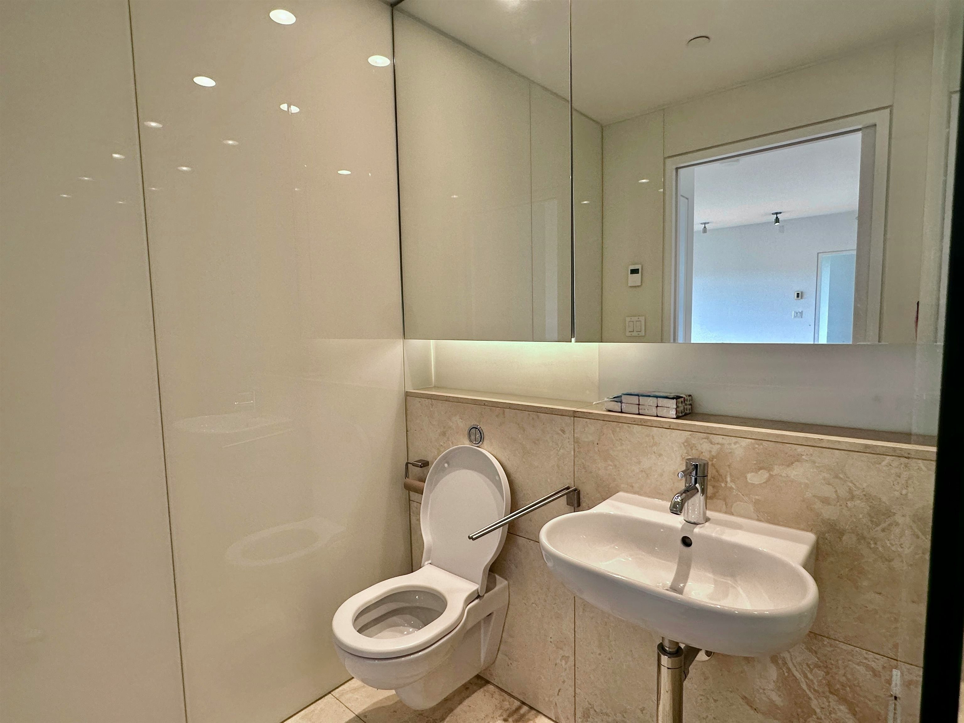 24xx-838 W Hastings Street, Vancouver, BC, V6C 0A9 - 16
