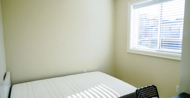 56 E 51st Avenue, Vancouver, BC, V5X 1B9 - 5