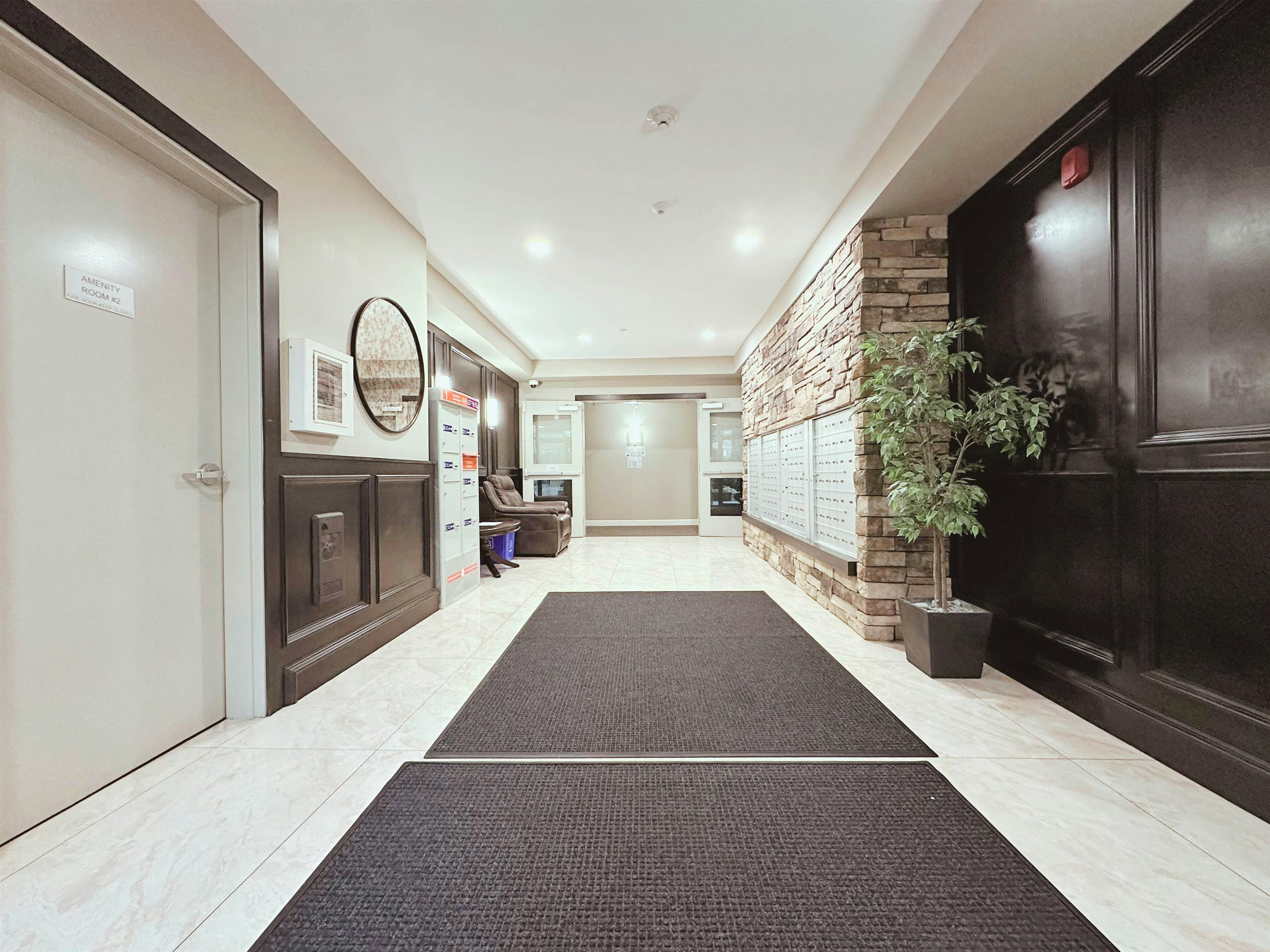 204-32445 Simon Avenue, Abbotsford, BC, V2T 0G7 - 3