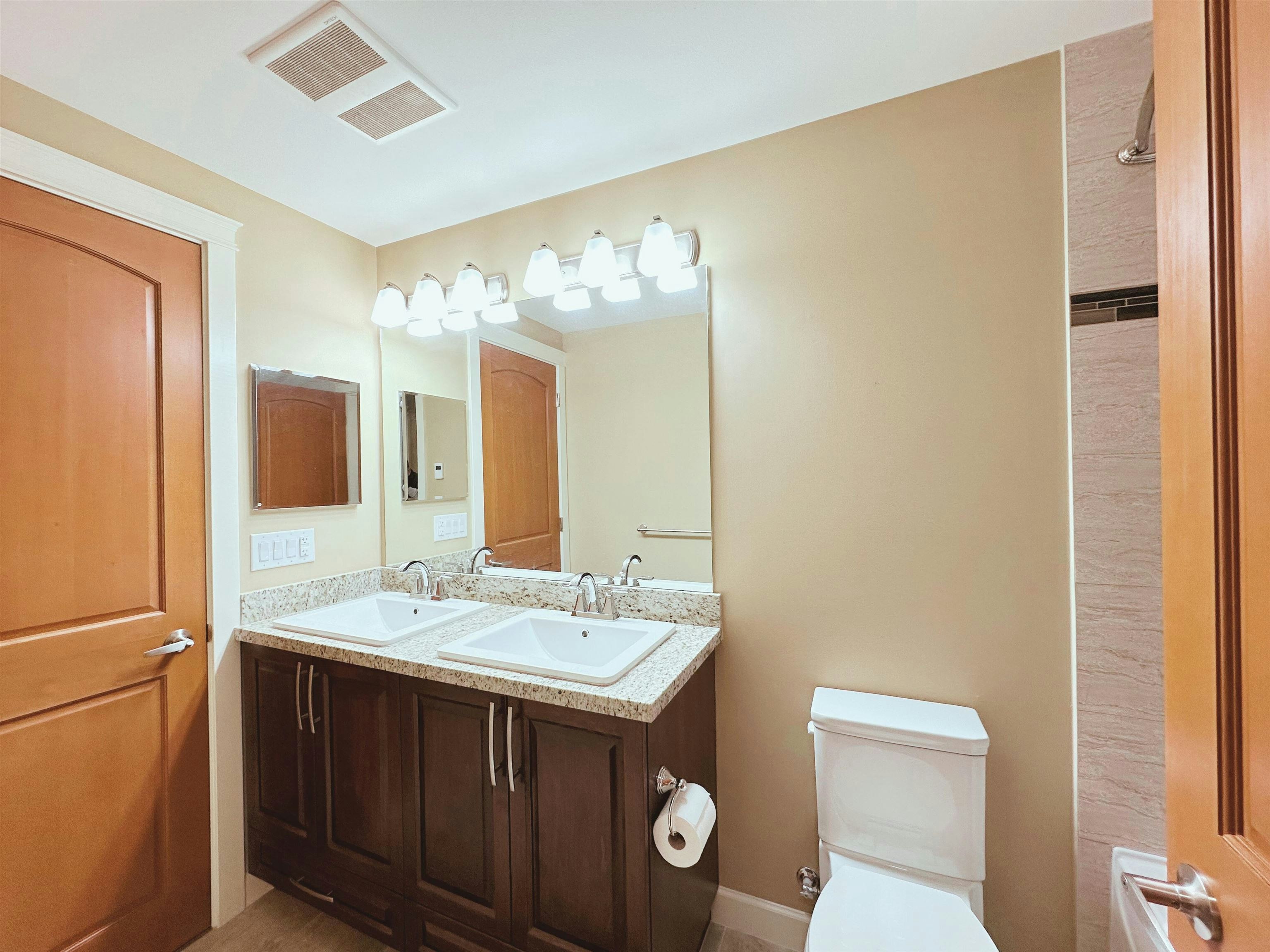 204-32445 Simon Avenue, Abbotsford, BC, V2T 0G7 - 11