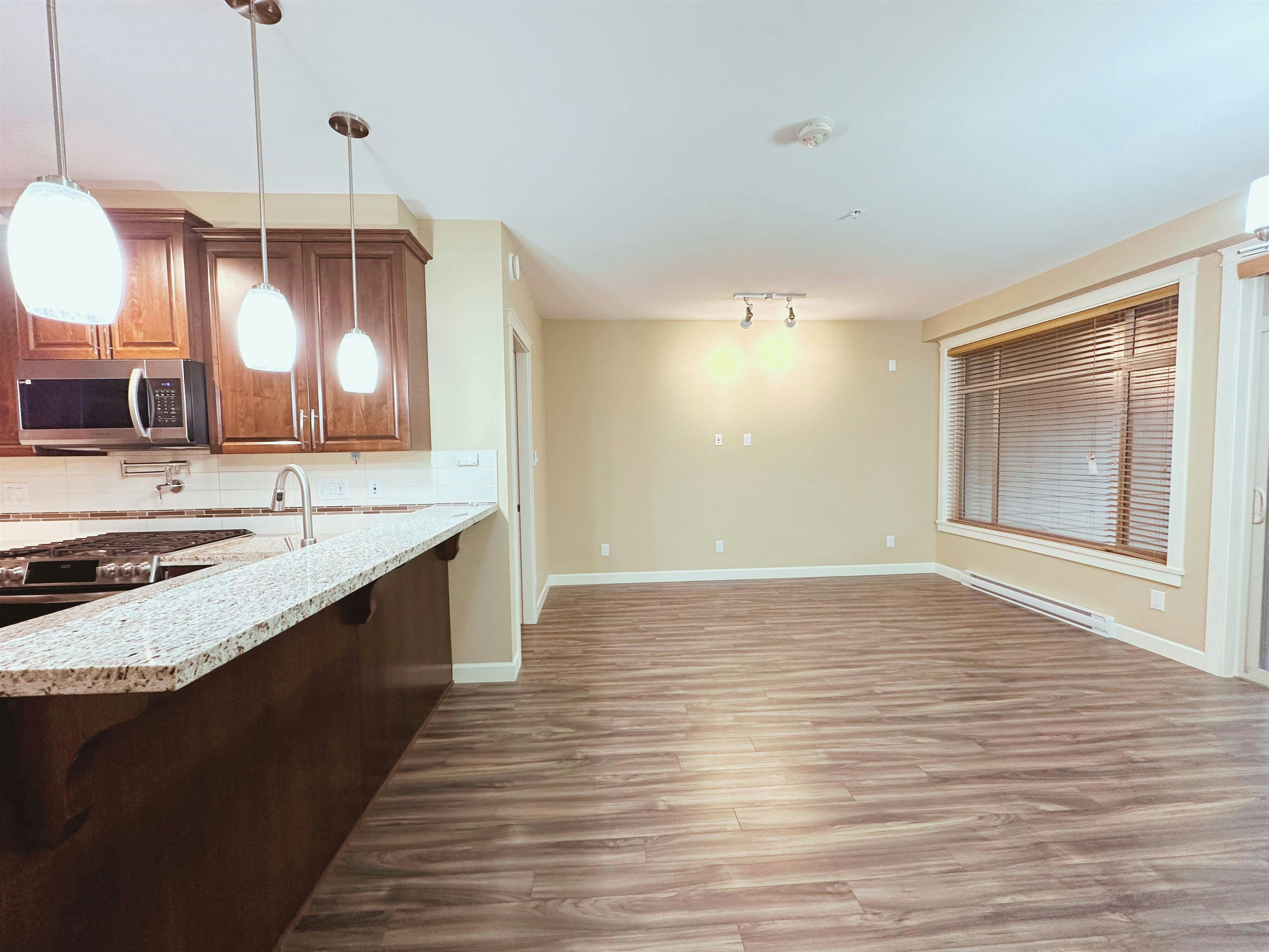 204-32445 Simon Avenue, Abbotsford, BC, V2T 0G7 - 8
