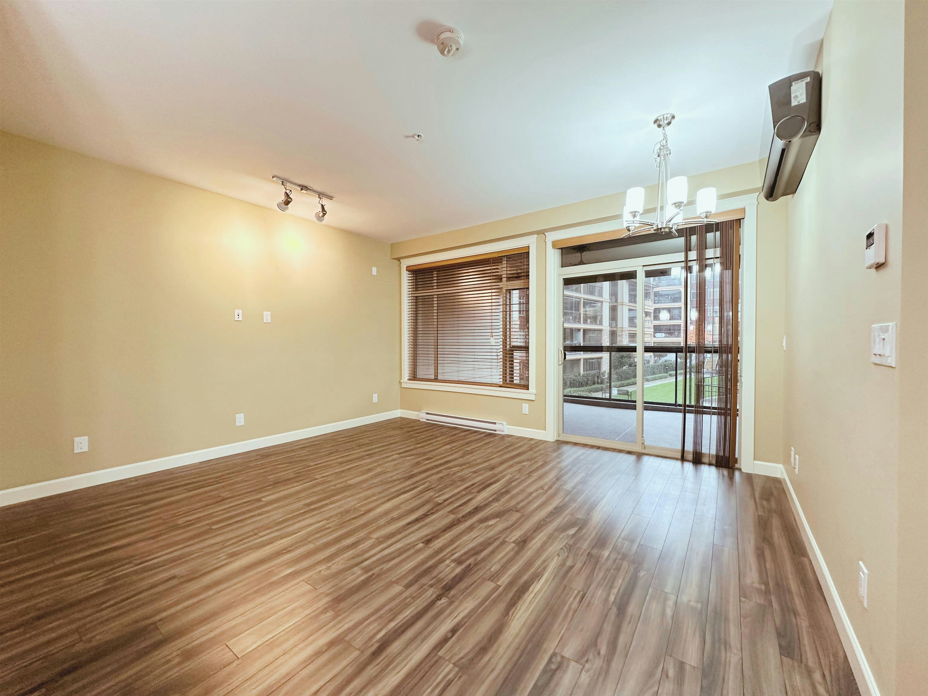 204-32445 Simon Avenue, Abbotsford, BC, V2T 0G7 - 9