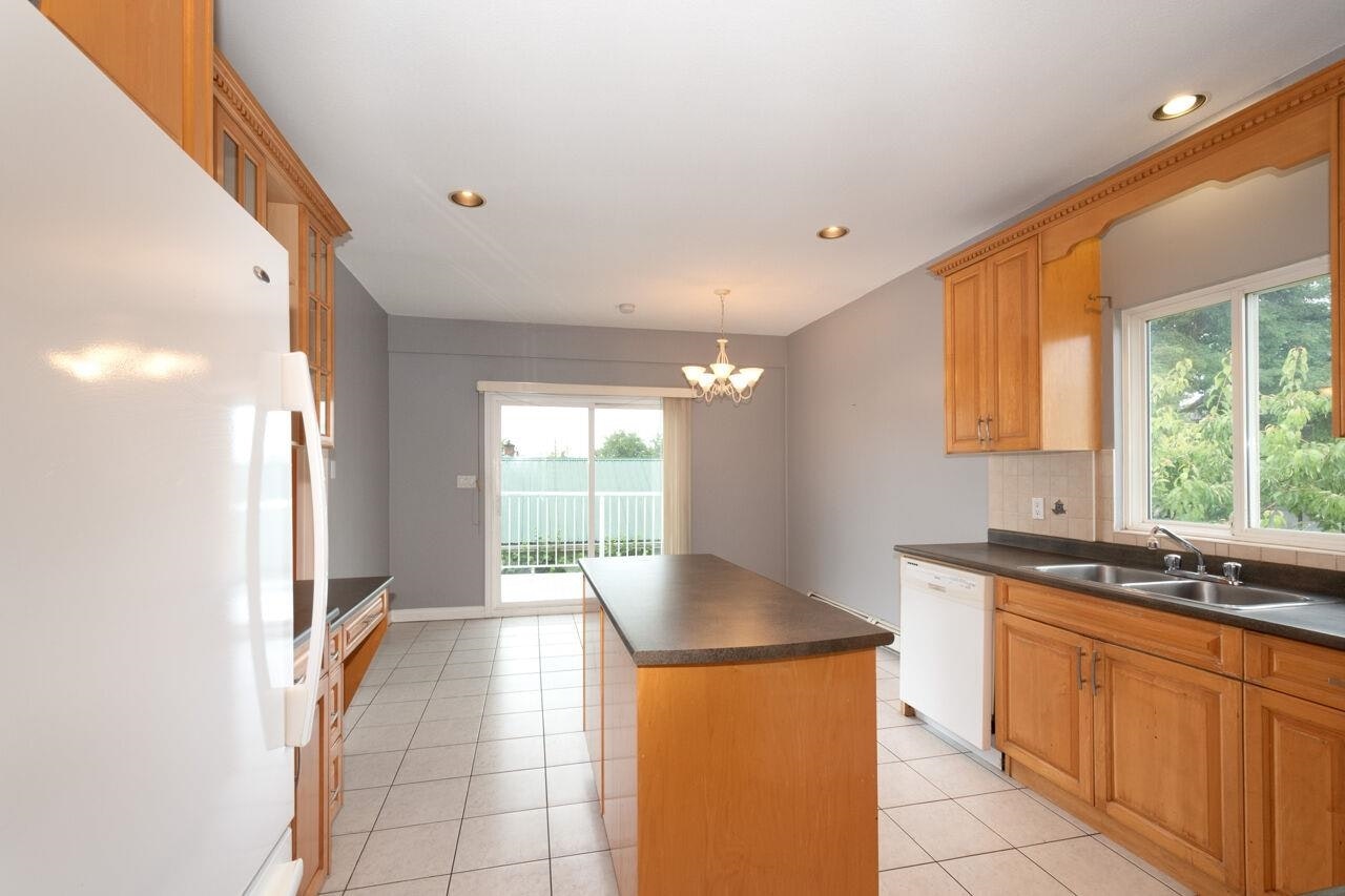 Upper-8546 164 Street, Surrey, BC, V4N 1E5 - 16