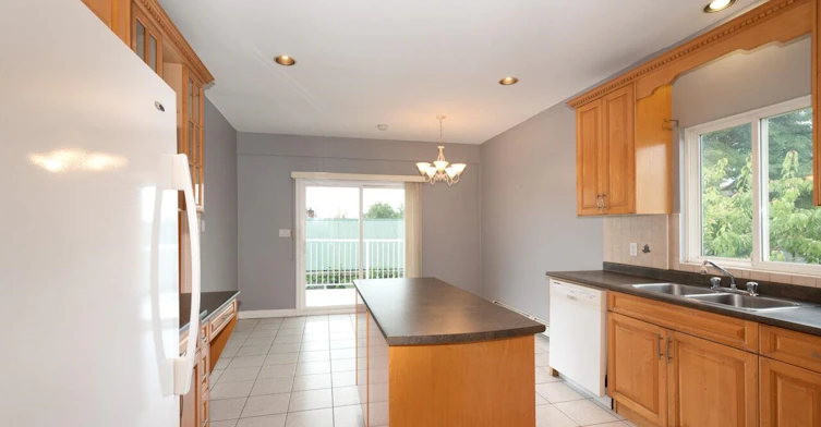 Upper-8546 164 Street, Surrey, BC, V4N 1E5 - 16