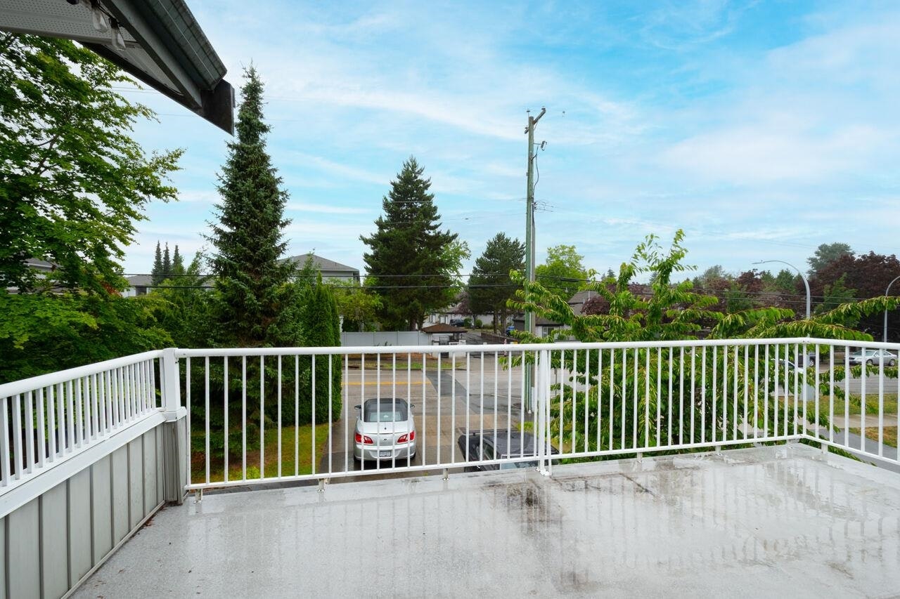 Upper-8546 164 Street, Surrey, BC, V4N 1E5 - 11