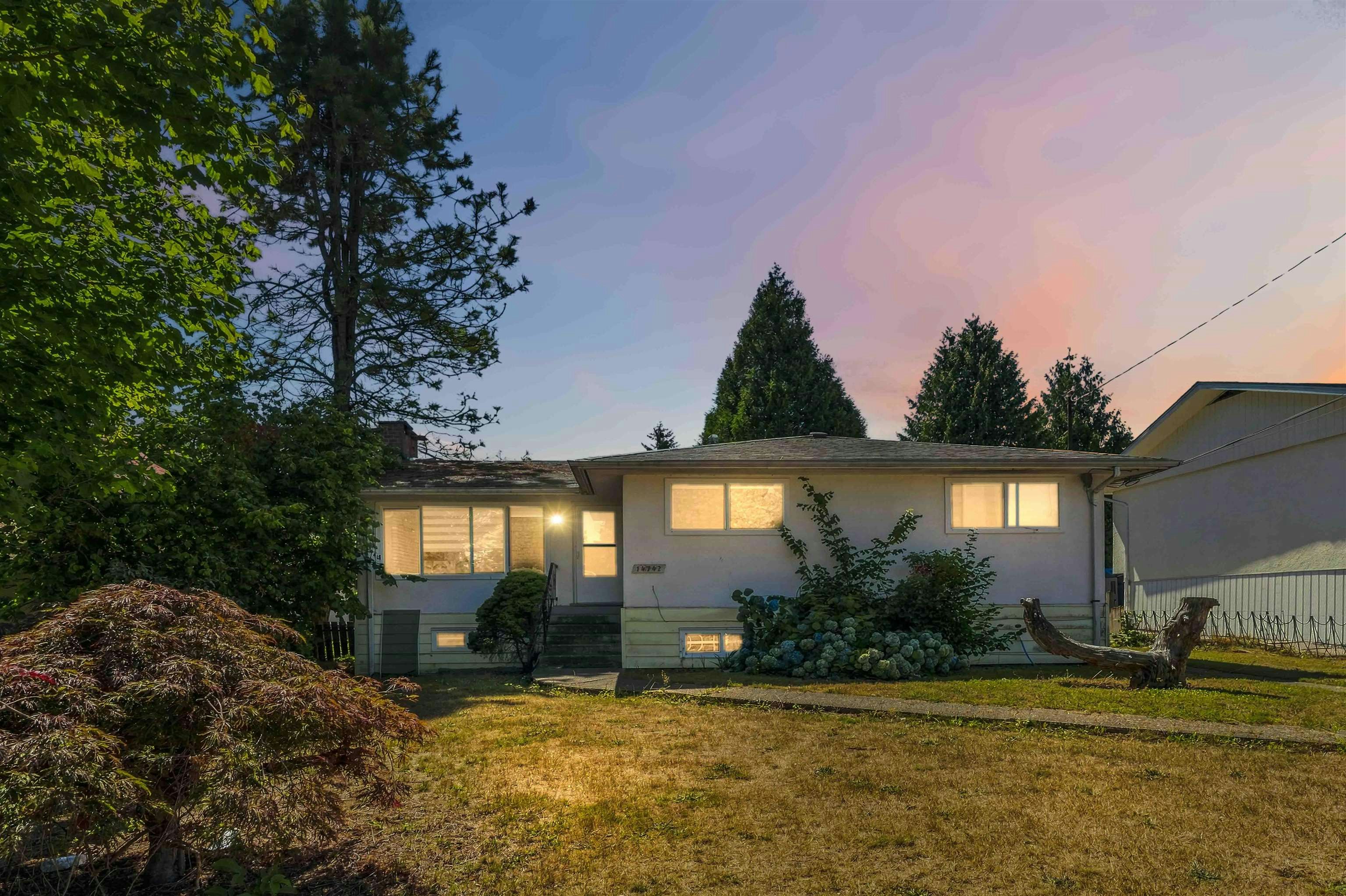 14742 106a Avenue, Surrey, BC, V3R 1T6