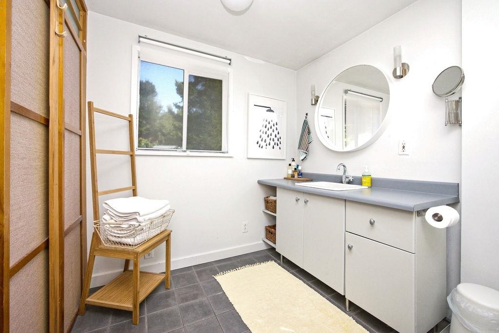 271 Cochrane Road, Gibsons, BC, V0N 1V8 - 28
