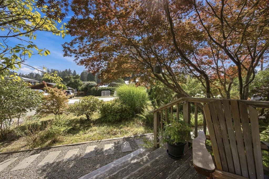 271 Cochrane Road, Gibsons, BC, V0N 1V8 - 3