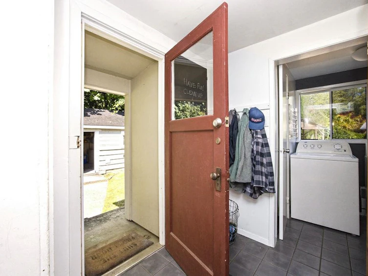 271 Cochrane Road, Gibsons, BC, V0N 1V8 - 7