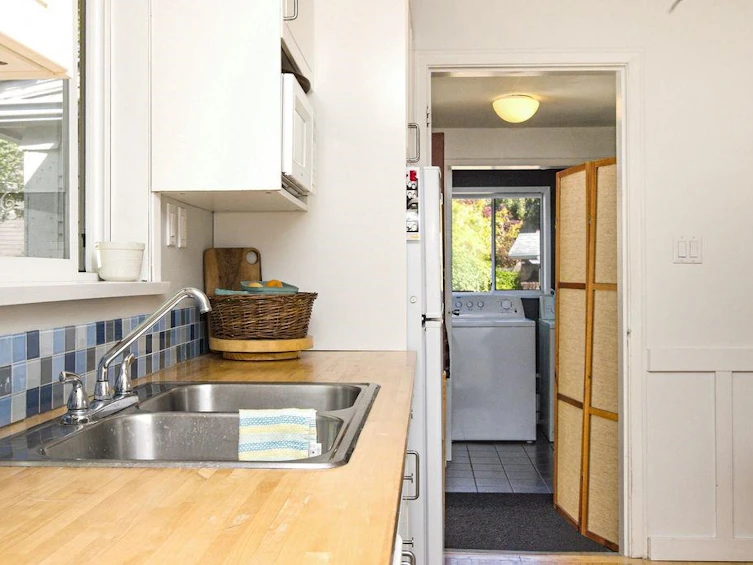 271 Cochrane Road, Gibsons, BC, V0N 1V8 - 8