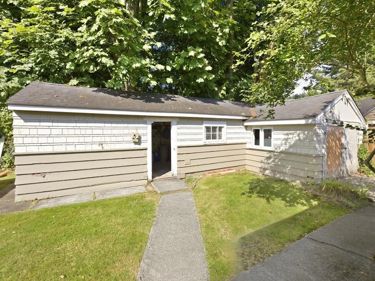 271 Cochrane Road, Gibsons, BC, V0N 1V8 - 37