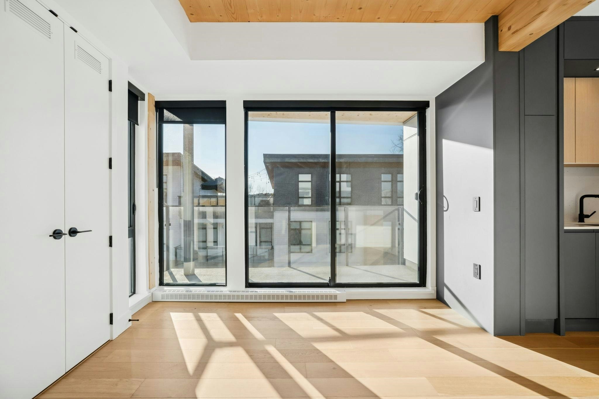 310-310 Salter Street - 2