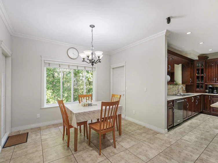 8032 Melburn Drive, Mission, BC, V2V 2B6 - 14