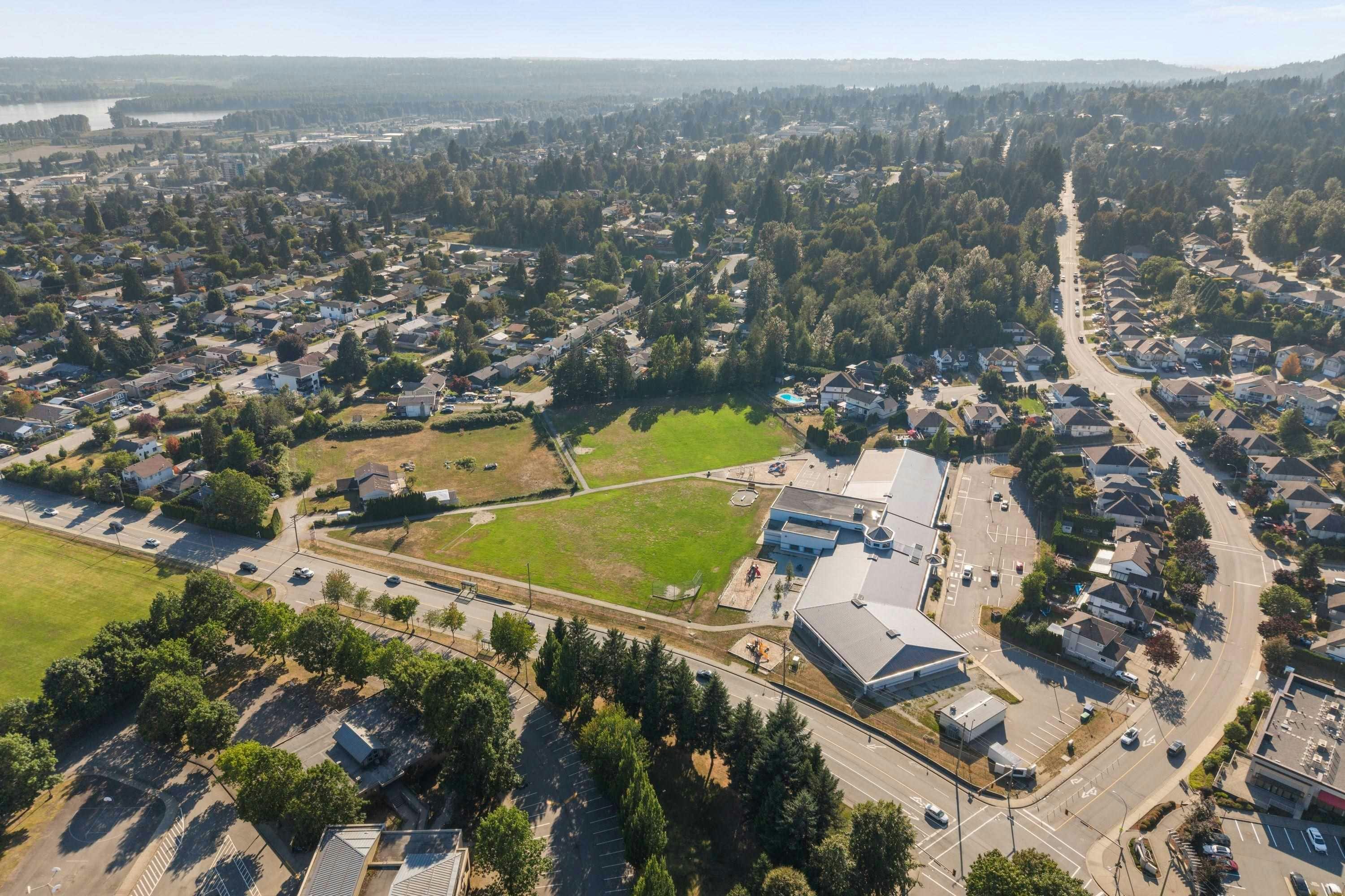 8032 Melburn Drive, Mission, BC, V2V 2B6 - 35