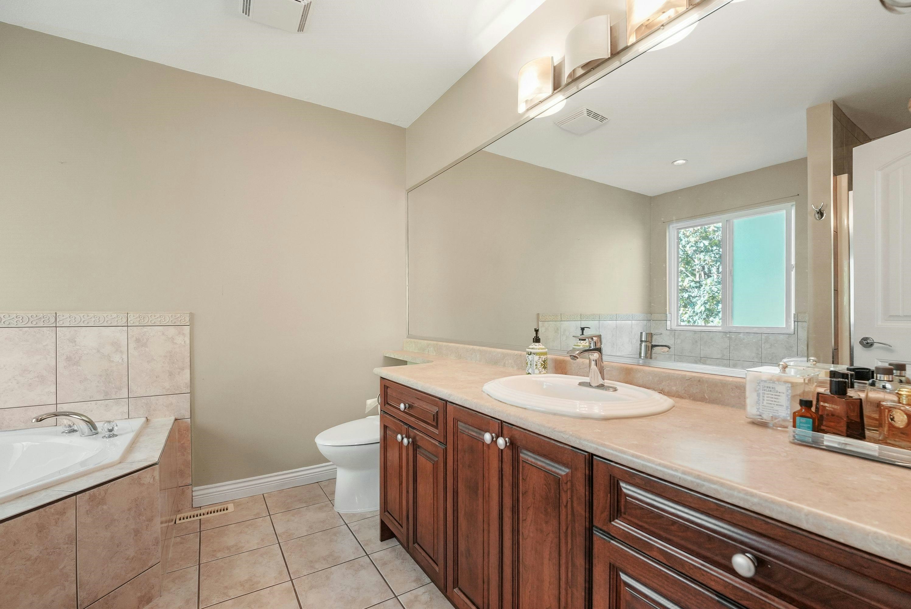 8032 Melburn Drive, Mission, BC, V2V 2B6 - 25