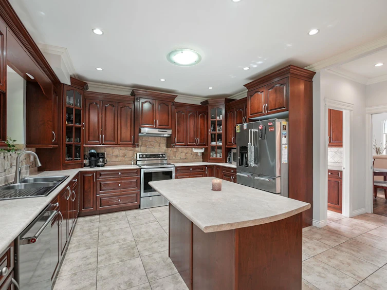 8032 Melburn Drive, Mission, BC, V2V 2B6 - 10