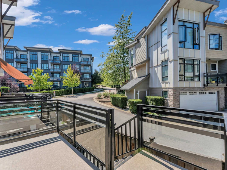 11-9989 E Barnston Drive, Surrey, BC, V4N 6N3 - 34